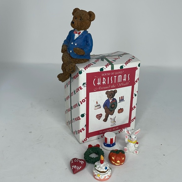 Vintage 1998 House Of Lloyd Christmas Seasonal Bear Sits on the edge of a shelf - Picture 1 of 14